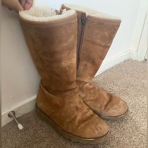classic tall ugg eith zipper
